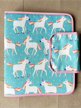 BNWOT Pottery Barn Kids Mackenzie Unicorn Homework Holder